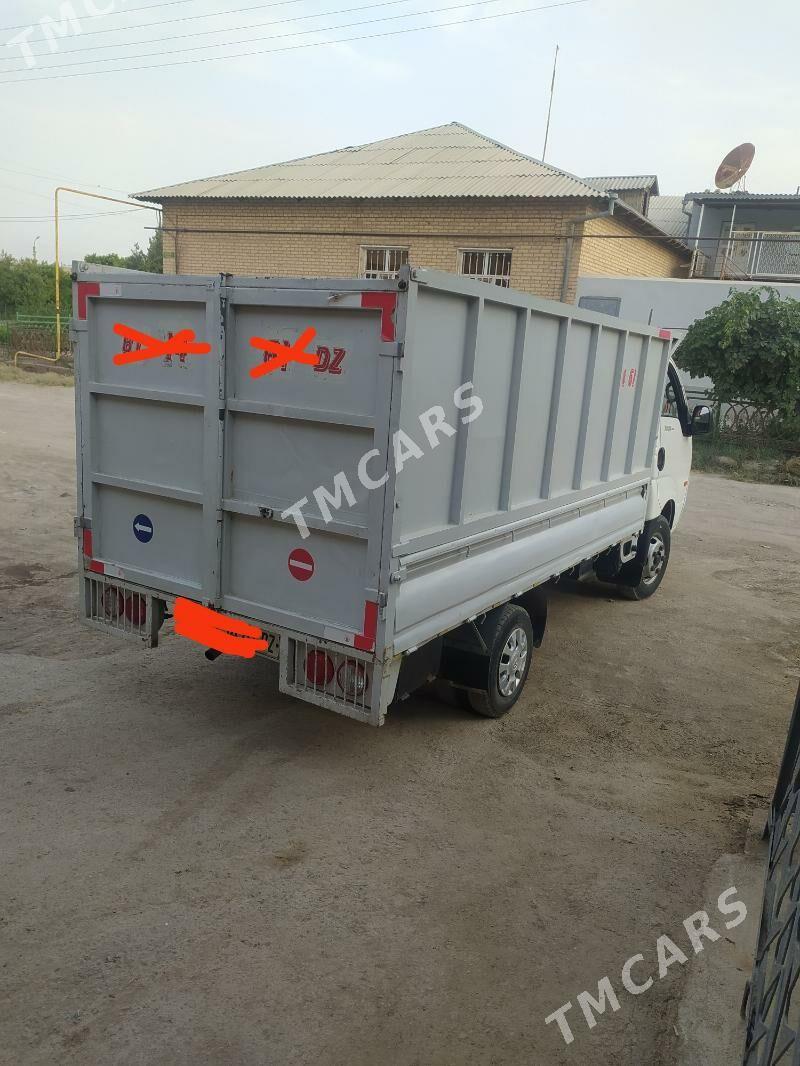 Kia Bongo 2008 - 170 000 TMT - Şabat etr. - img 2