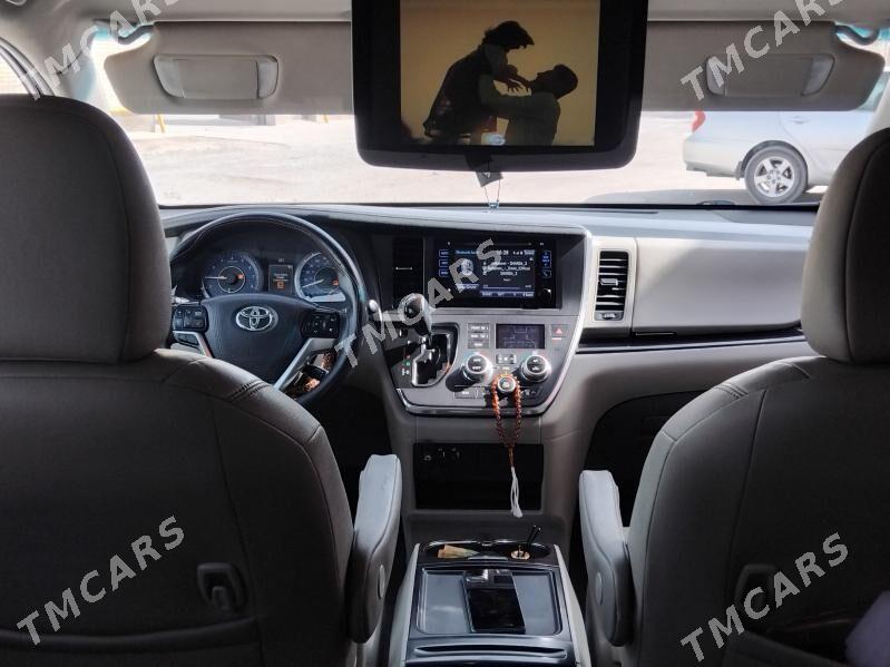 Toyota Sienna 2017 - 360 000 TMT - Sakarçäge - img 2