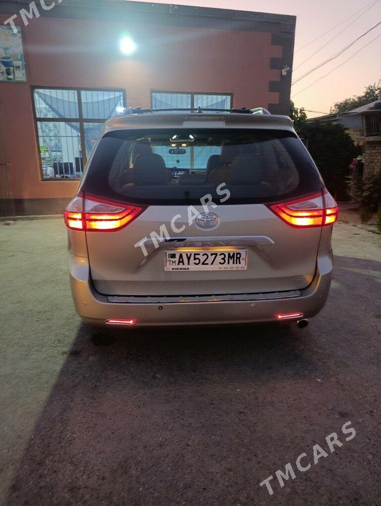 Toyota Sienna 2017 - 360 000 TMT - Sakarçäge - img 5
