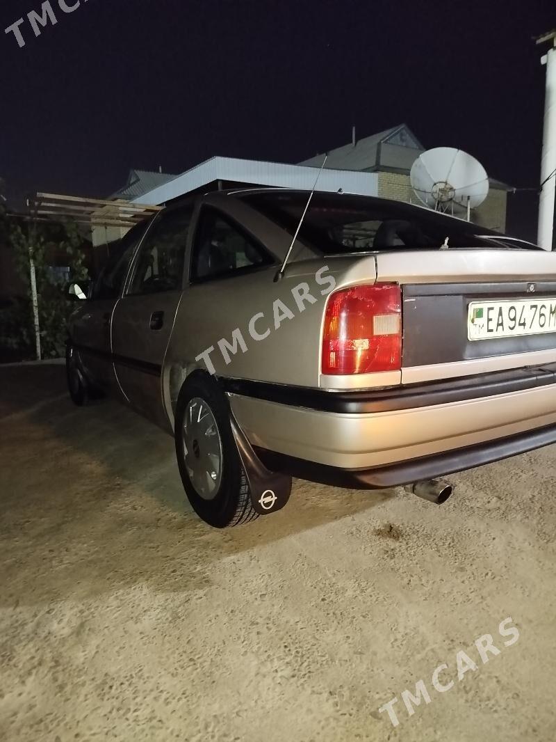Opel Vectra 1991 - 33 000 TMT - Mary - img 3