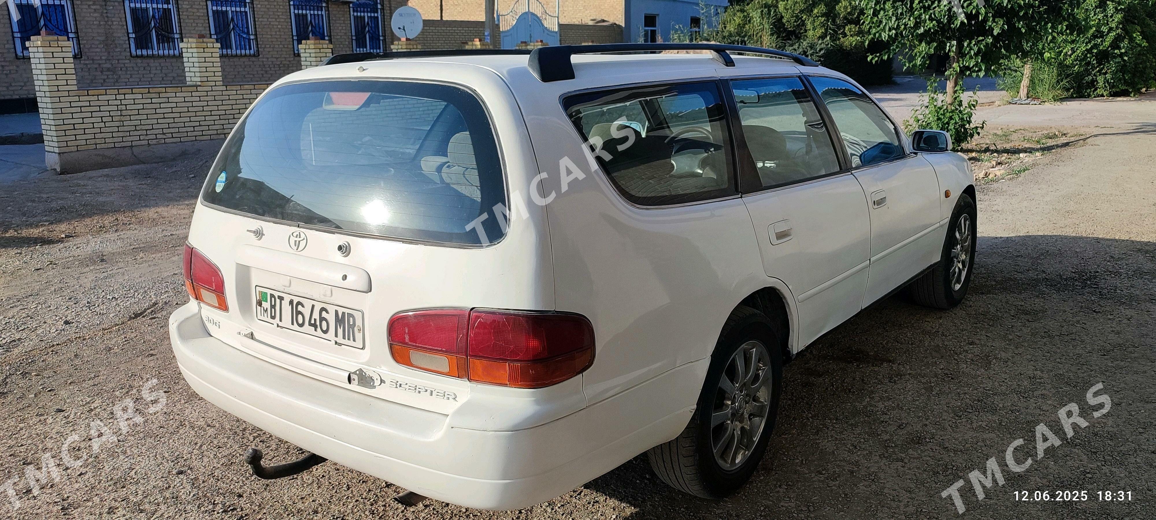 Toyota Camry 1995 - 50 000 TMT - Мары - img 7