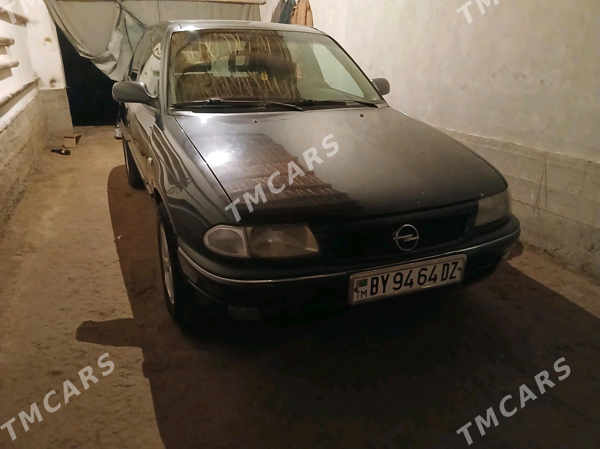 Opel Astra 1995 - 46 000 TMT - Köneürgenç - img 5