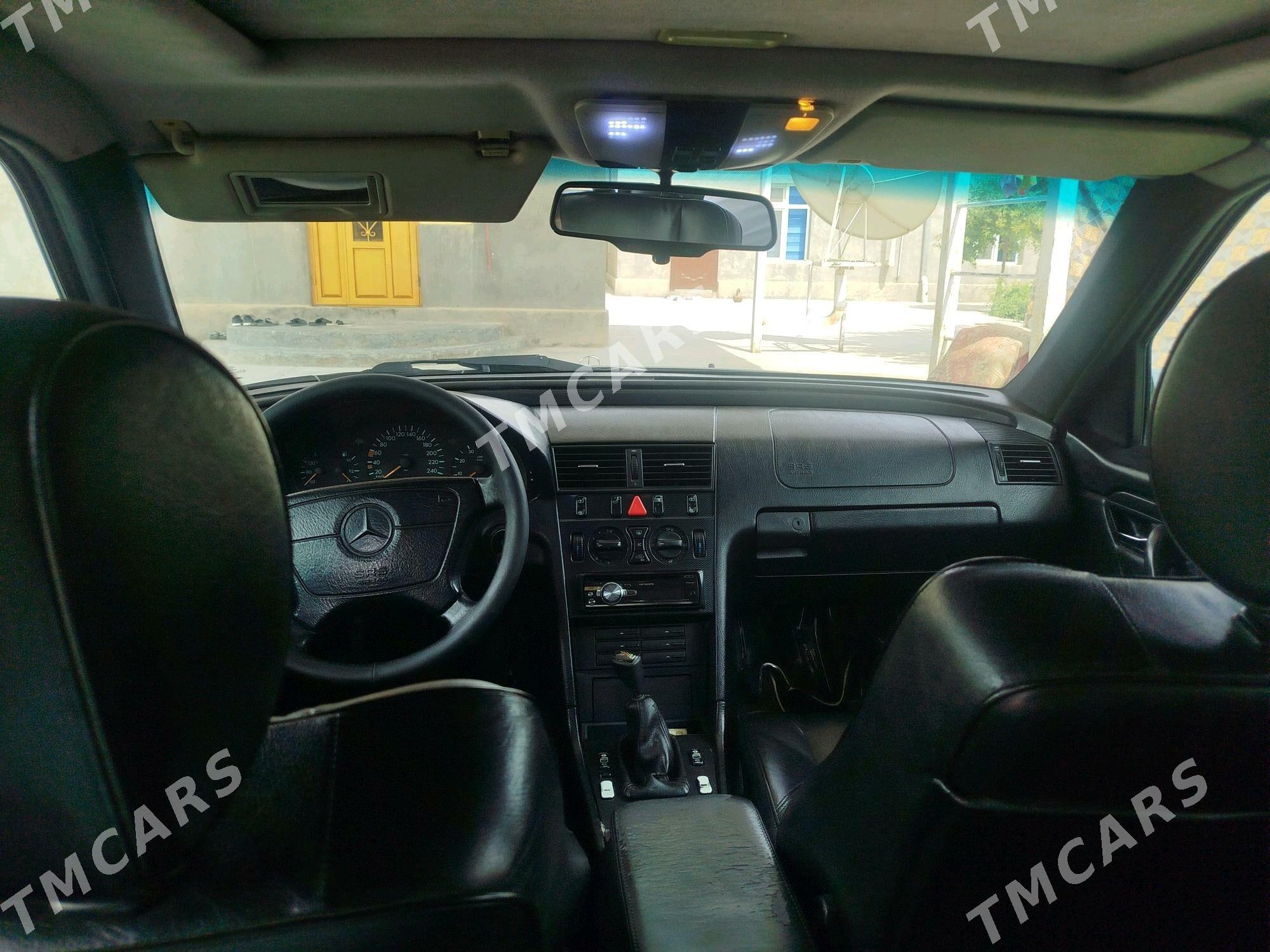 Mercedes-Benz C280 1997 - 65 000 TMT - Türkmenbaşy - img 6