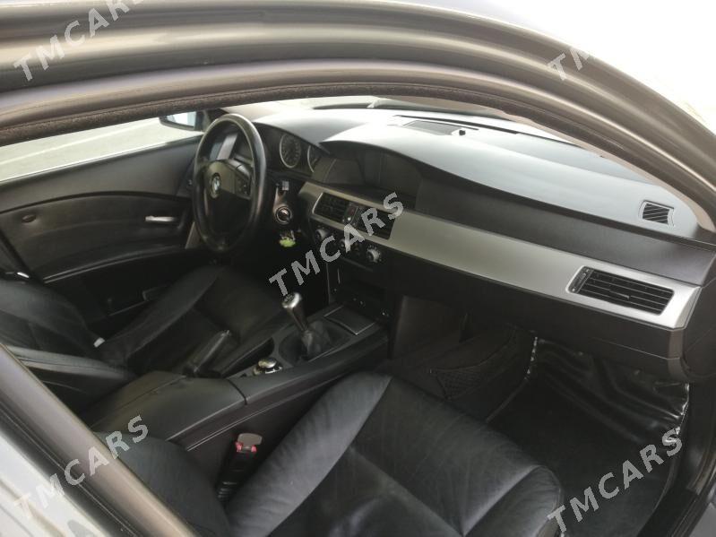 BMW E60 2004 - 155 000 TMT - Балканабат - img 8