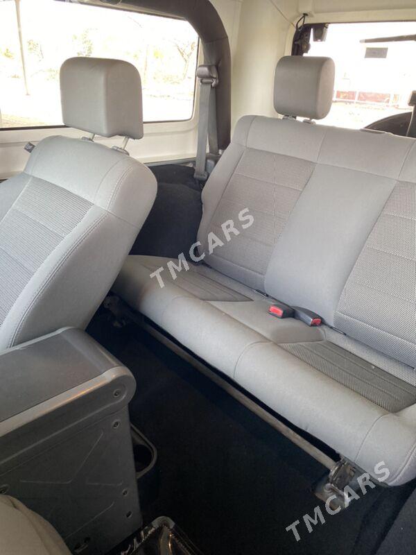 Jeep Wrangler 2012 - 230 000 TMT - Aşgabat - img 8