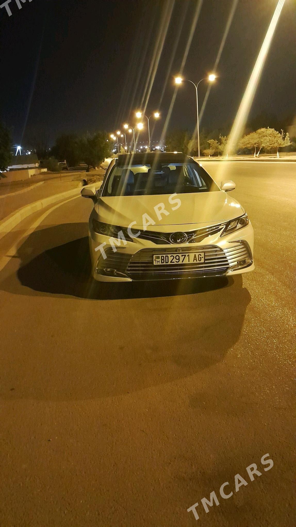 Toyota Camry 2022 - 520 000 TMT - Багир - img 2