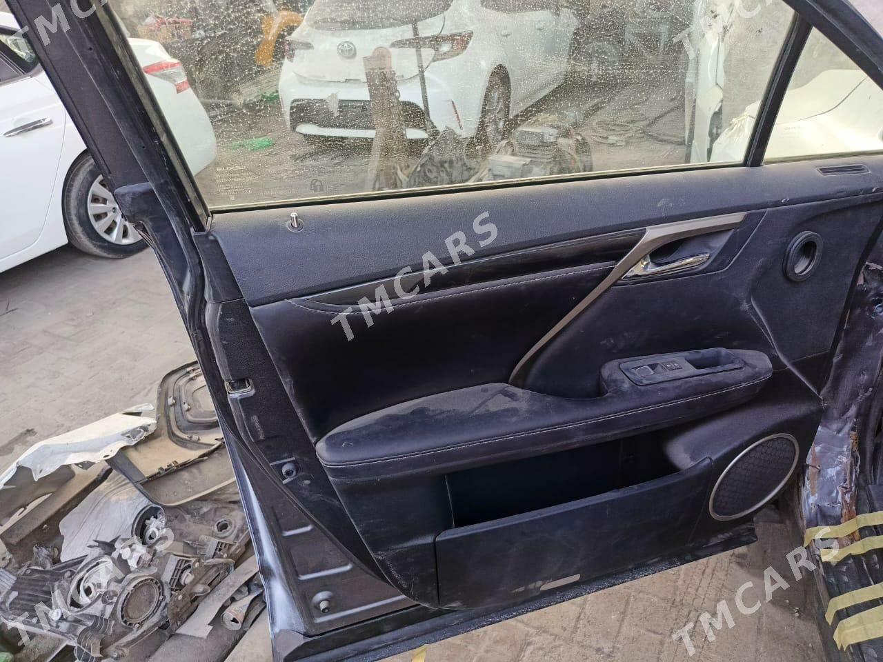 Lexus RX 350 2021 - 370 000 TMT - Векильбазар - img 6