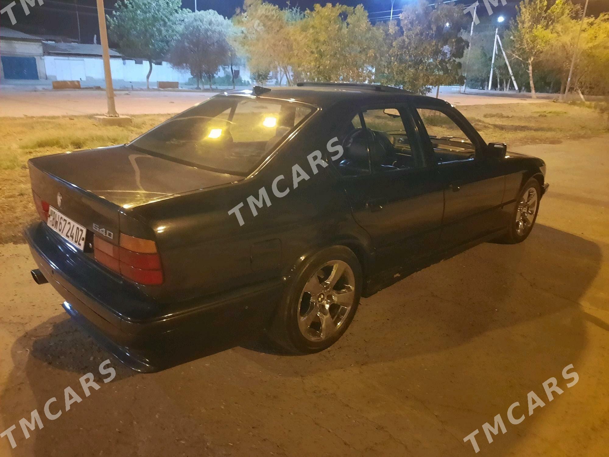 BMW E34 1994 - 65 000 TMT - Дашогуз - img 3