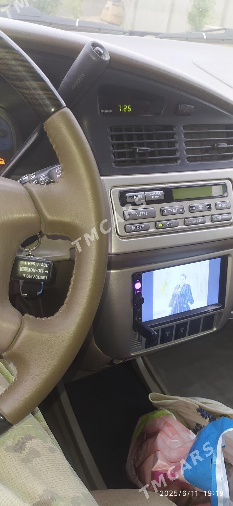Toyota Sienna 2002 - 165 000 TMT - Векильбазар - img 4