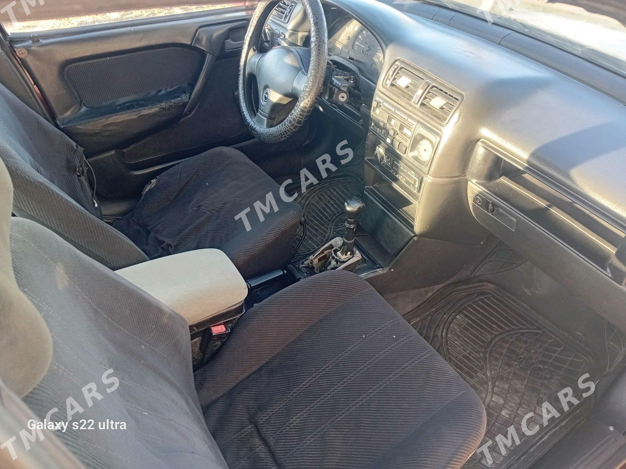 Opel Vectra 1989 - 27 000 TMT - Мары - img 4