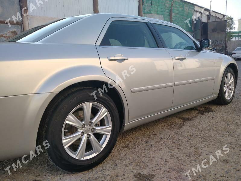 Chrysler 300 2008 - 120 000 TMT - Мары - img 5