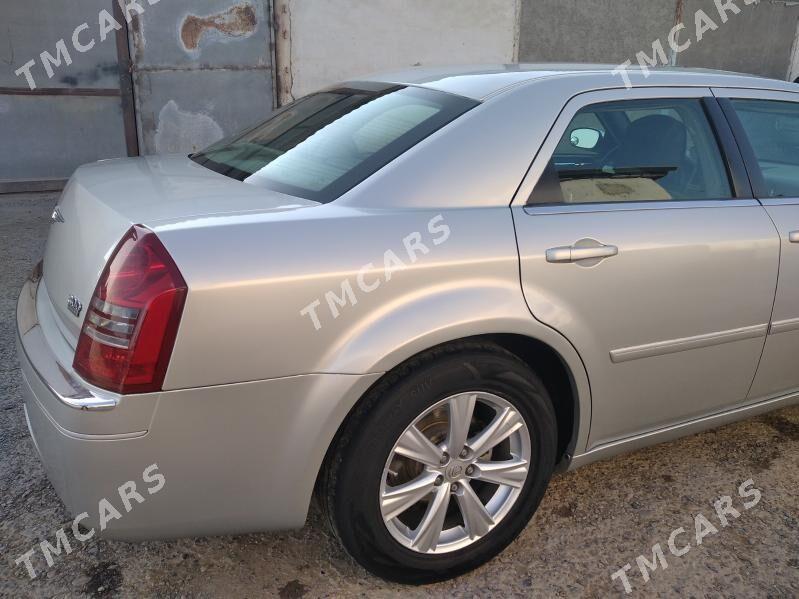 Chrysler 300 2008 - 120 000 TMT - Мары - img 4