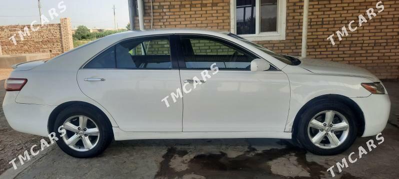 Toyota Camry 2009 - 150 000 TMT - Baýramaly - img 4