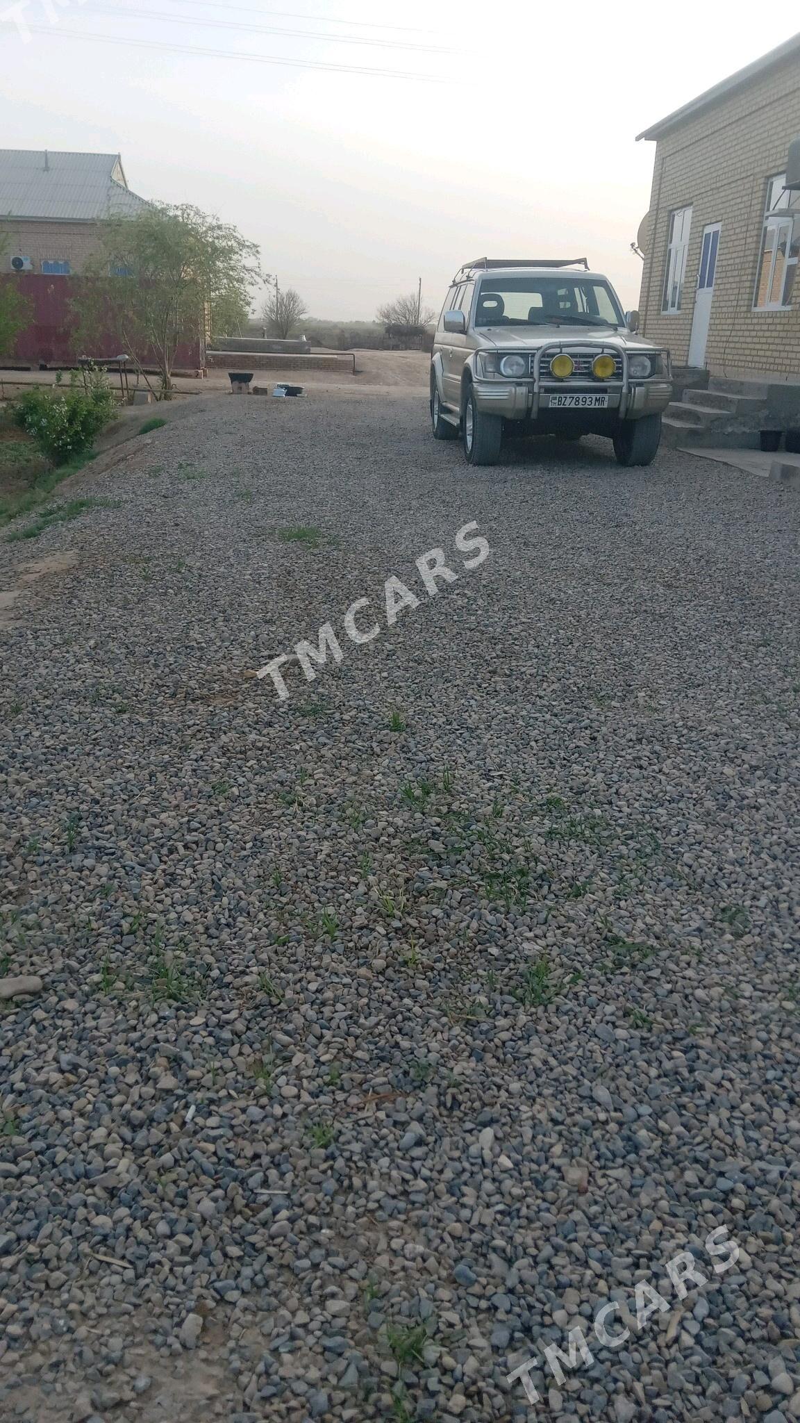 Mitsubishi Pajero 1991 - 45 000 TMT - Mary - img 6