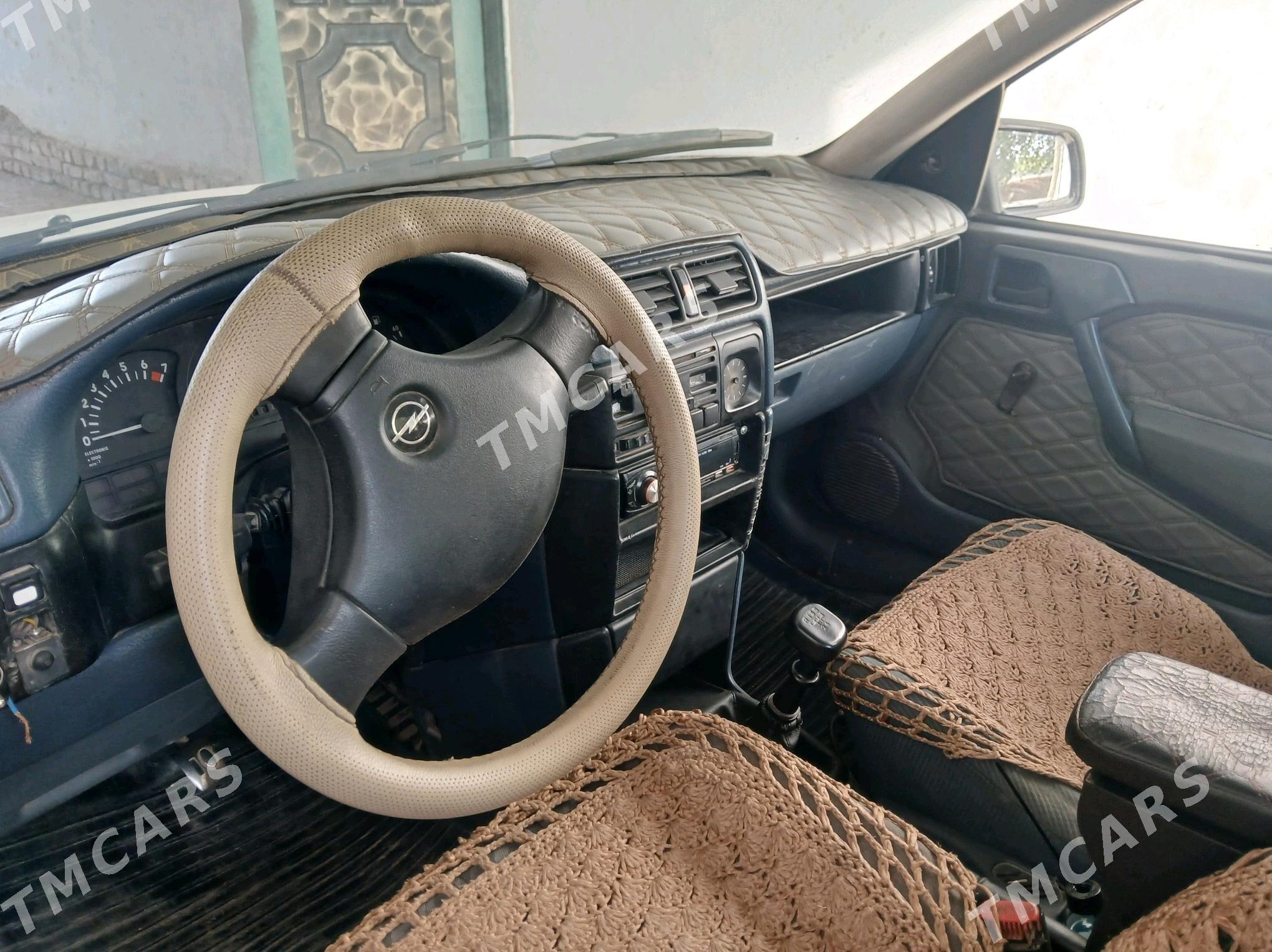 Opel Vectra 1990 - 33 000 TMT - Görogly (Tagta) - img 3