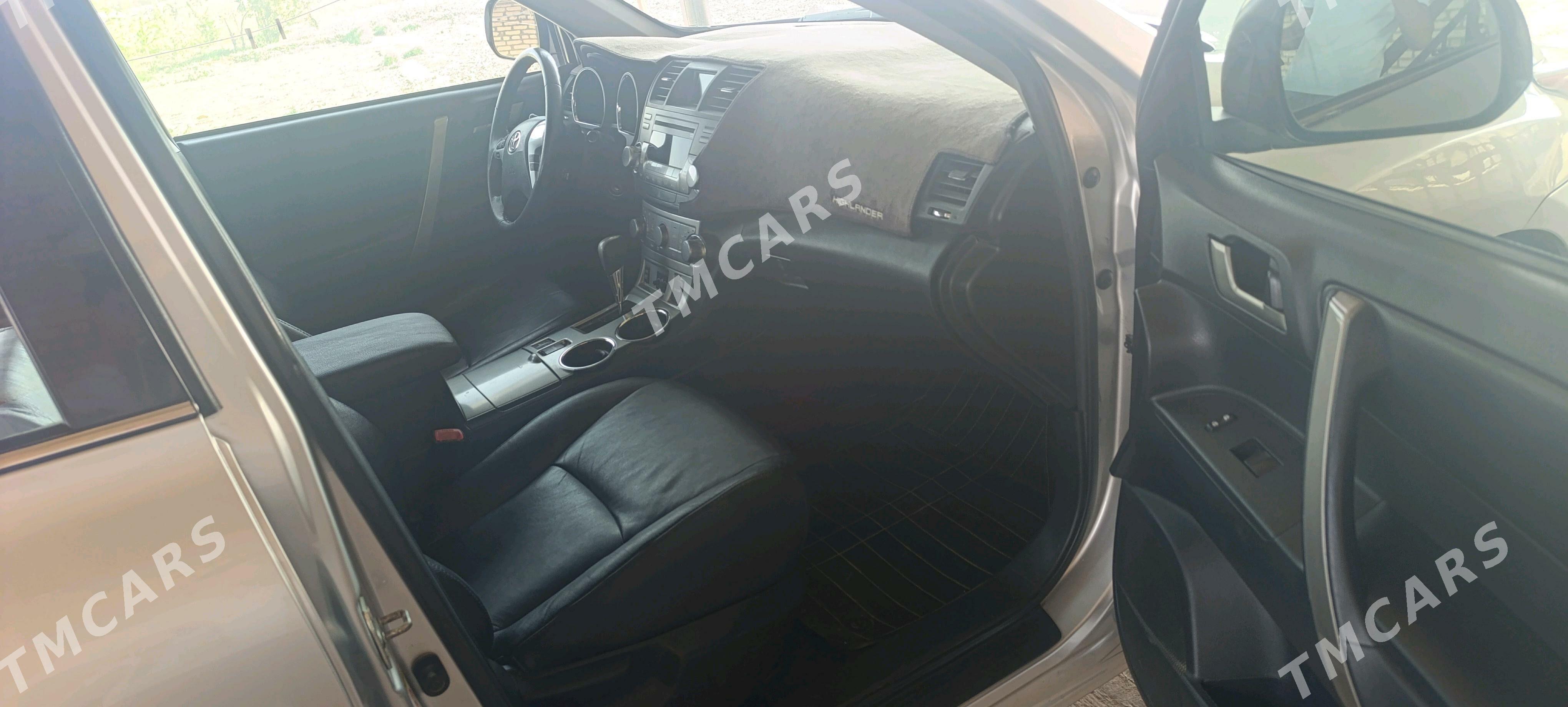 Toyota Highlander 2012 - 350 000 TMT - Mary - img 8