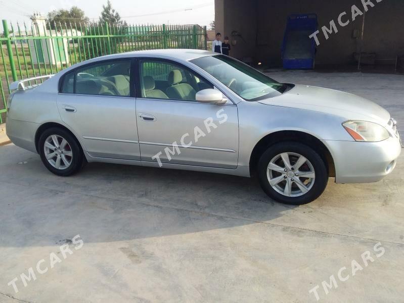Nissan Altima 2004 - 60 000 TMT - Tejen - img 4