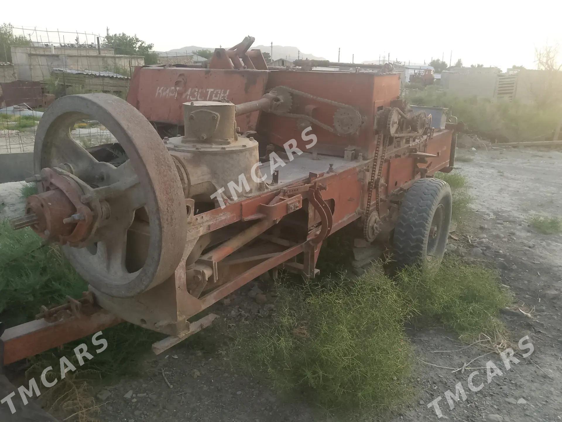 UAZ 2206 2000 - 90 000 TMT - Ашхабад - img 3