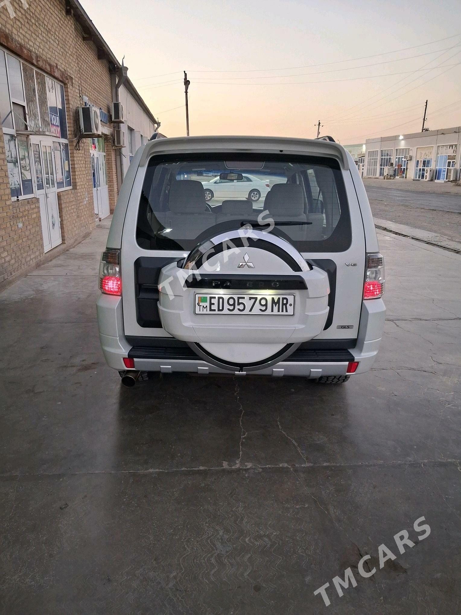 Mitsubishi Pajero 2010 - 220 000 TMT - Mary - img 5