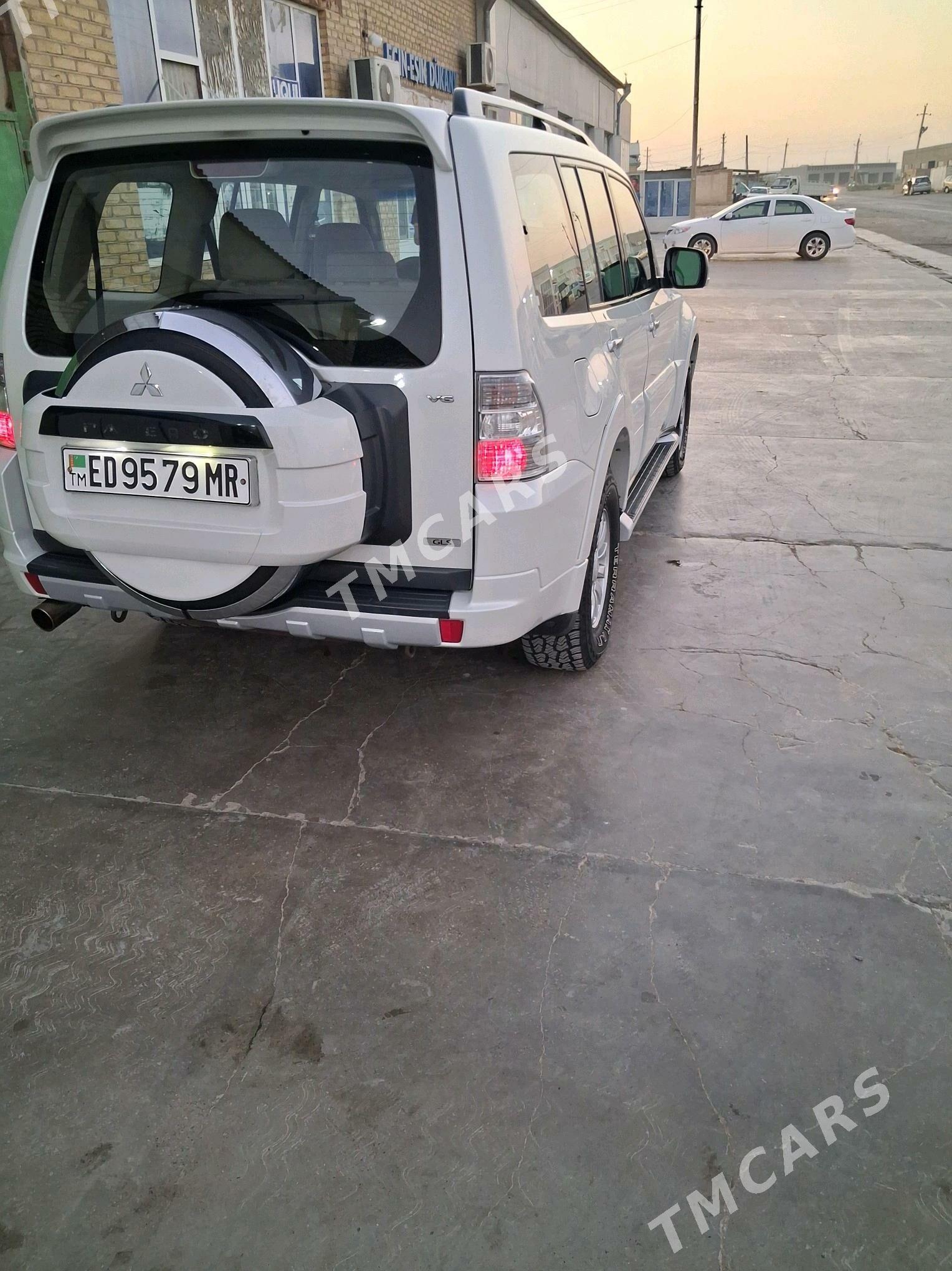 Mitsubishi Pajero 2010 - 220 000 TMT - Mary - img 2