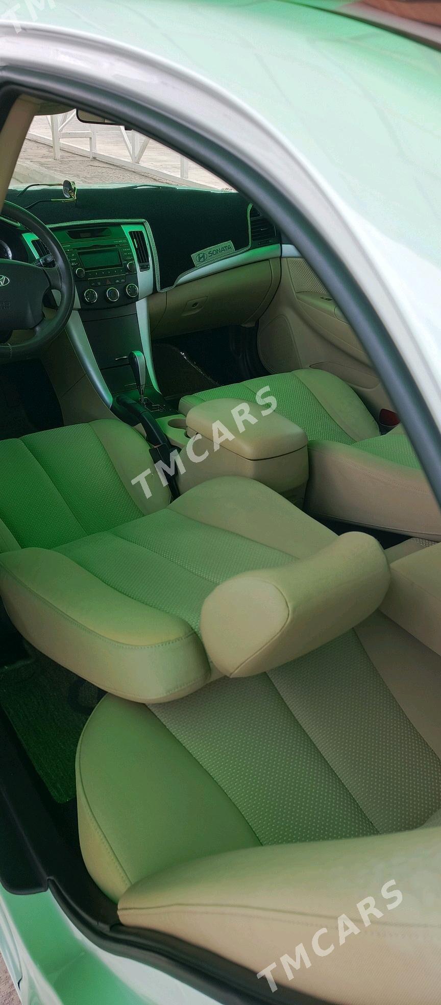 Hyundai Sonata 2008 - 140 000 TMT - Aşgabat - img 8