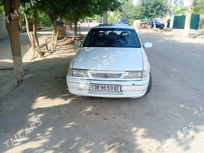 Opel Vectra 1995 - 40 000 TMT - Дашогуз - img 3