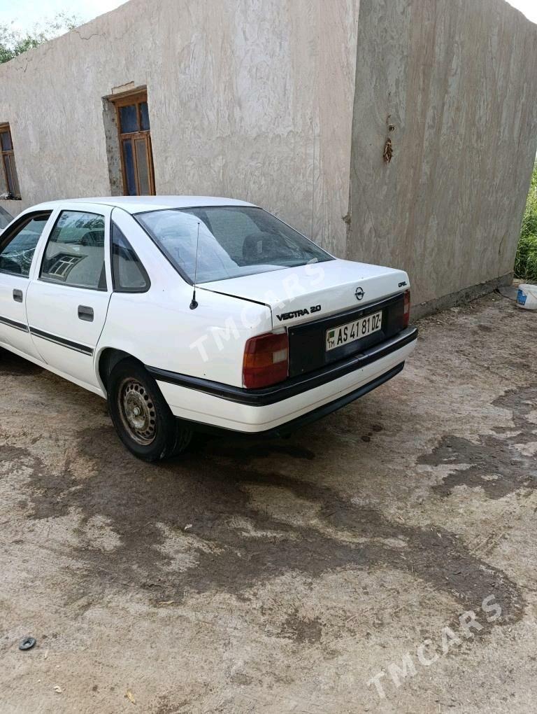 Opel Vectra 1990 - 25 000 TMT - Boldumsaz - img 2