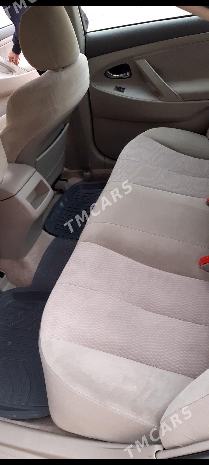 Toyota Camry 2010 - 170 000 TMT - Mary - img 5