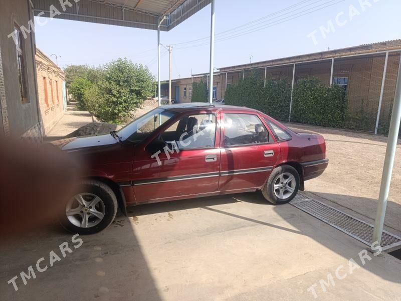Opel Vectra 1990 - 32 000 TMT - Чарджоу - img 2