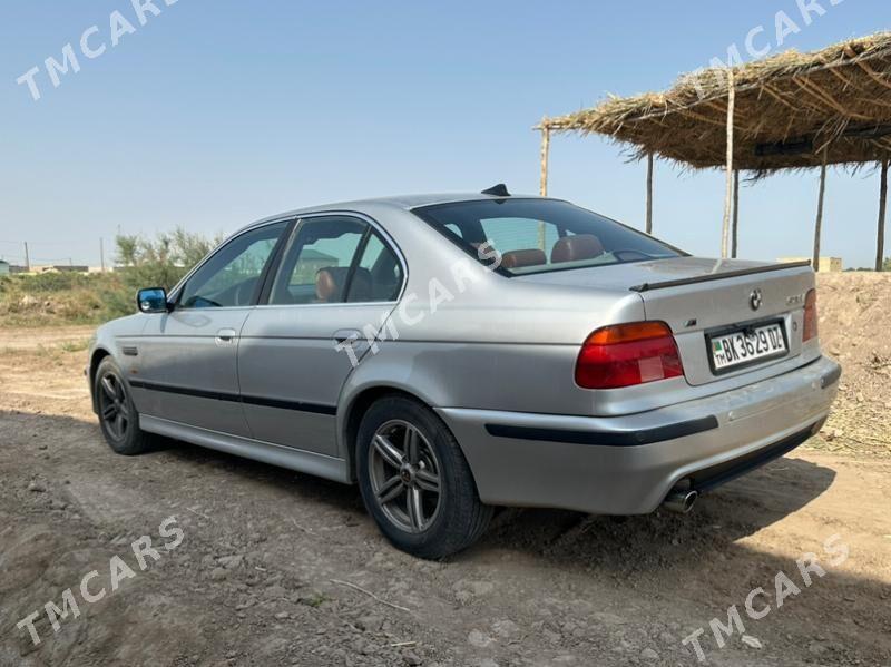 BMW E39 1999 - 115 000 TMT - Дашогуз - img 3