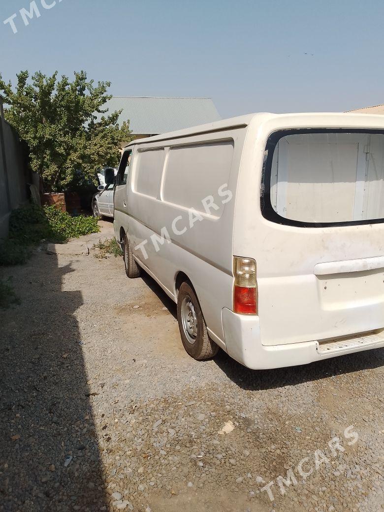Nissan Urvan 2002 - 120 000 TMT - Мары - img 5