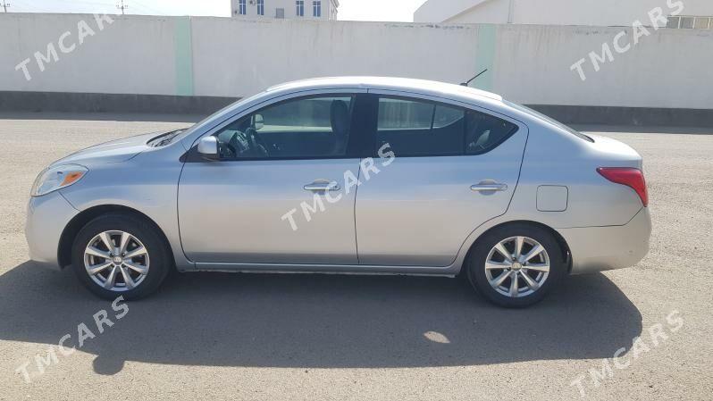 Nissan Versa 2012 - 115 000 TMT - Бахарден - img 2