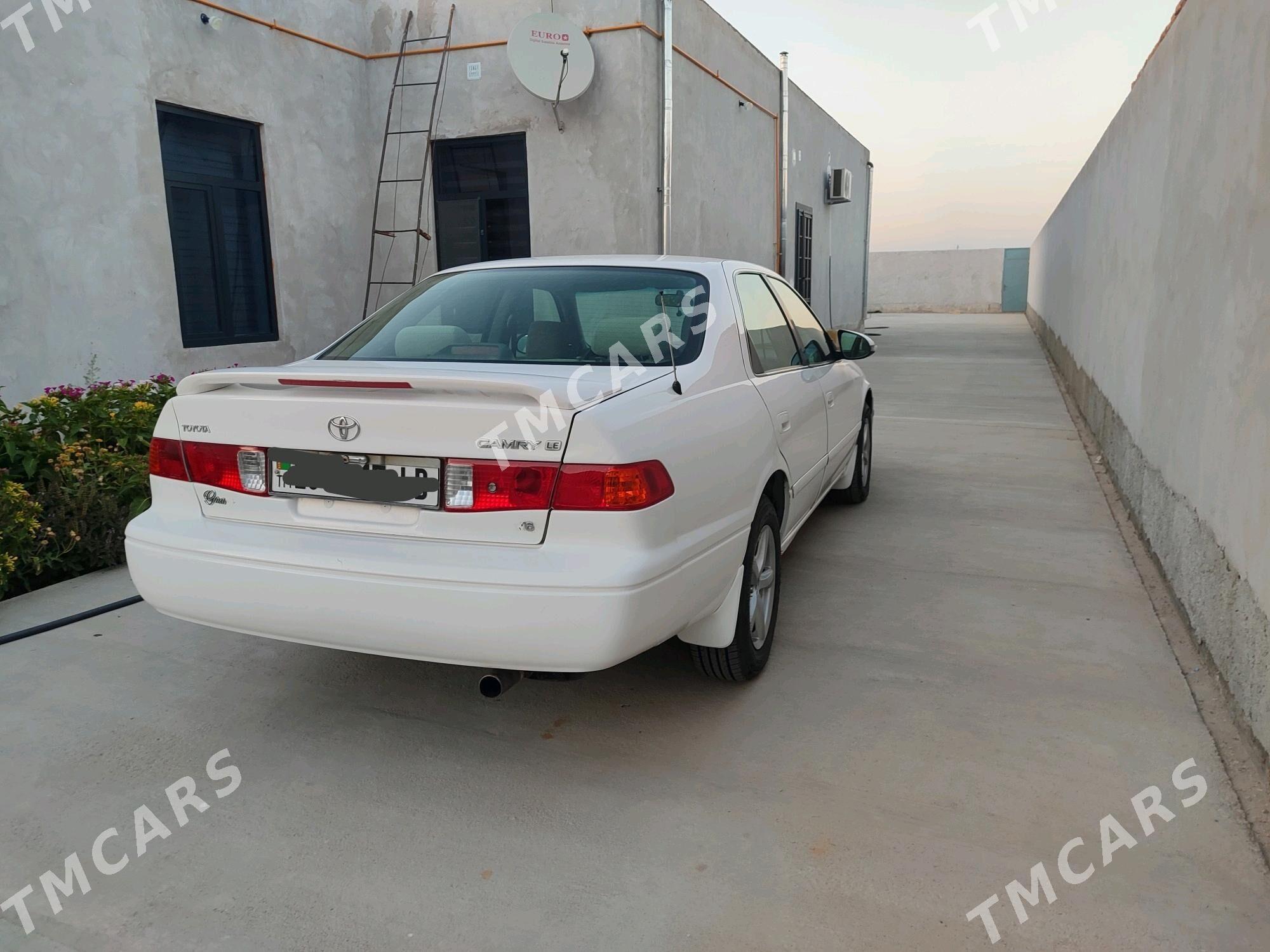 Toyota Camry 2000 - 142 000 TMT - Туркменабат - img 2