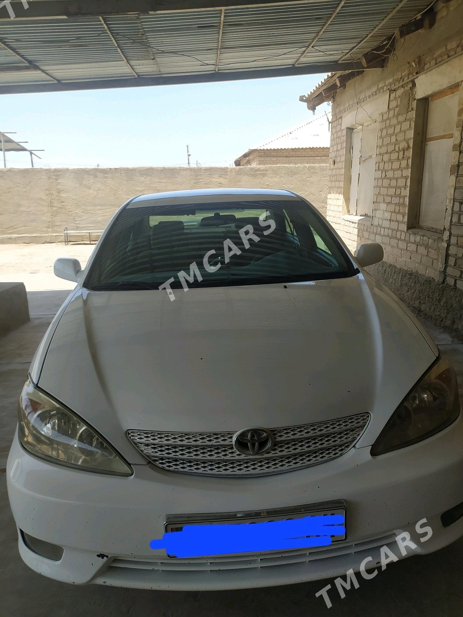 Toyota Camry 2002 - 155 000 TMT - Теджен - img 3