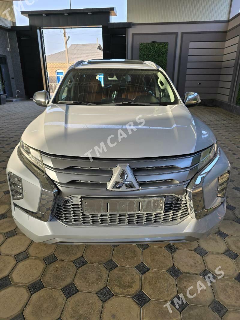 Mitsubishi Pajero 2020 - 410 000 TMT - Мары - img 6