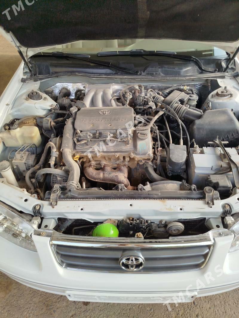 Toyota Camry 2001 - 150 000 TMT - Теджен - img 3