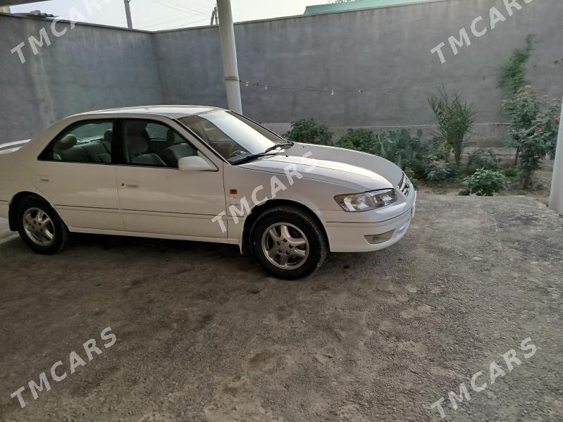 Toyota Camry 2001 - 150 000 TMT - Теджен - img 5