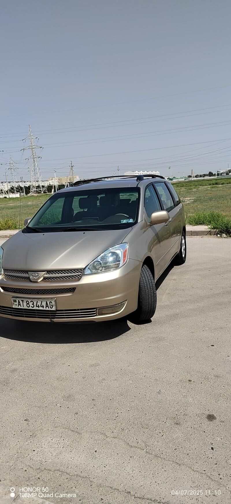 Toyota Sienna 2004 - 220 000 TMT - Бузмеин - img 3