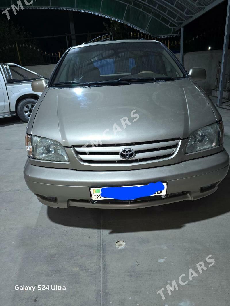 Toyota Sienna 2002 - 210 000 TMT - Ходжамбаз - img 3
