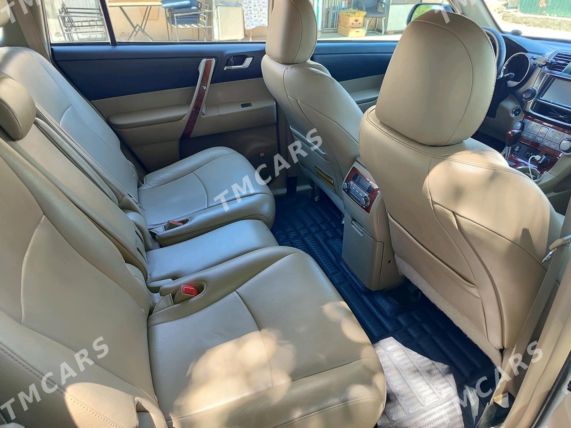 Toyota Highlander 2013 - 350 000 TMT - Дашогуз - img 7