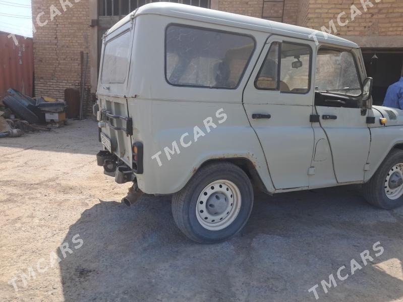 UAZ 469 2003 - 60 000 TMT - Саят - img 2