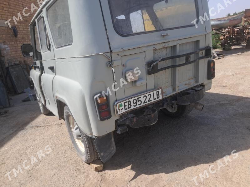 UAZ 469 2003 - 60 000 TMT - Саят - img 4