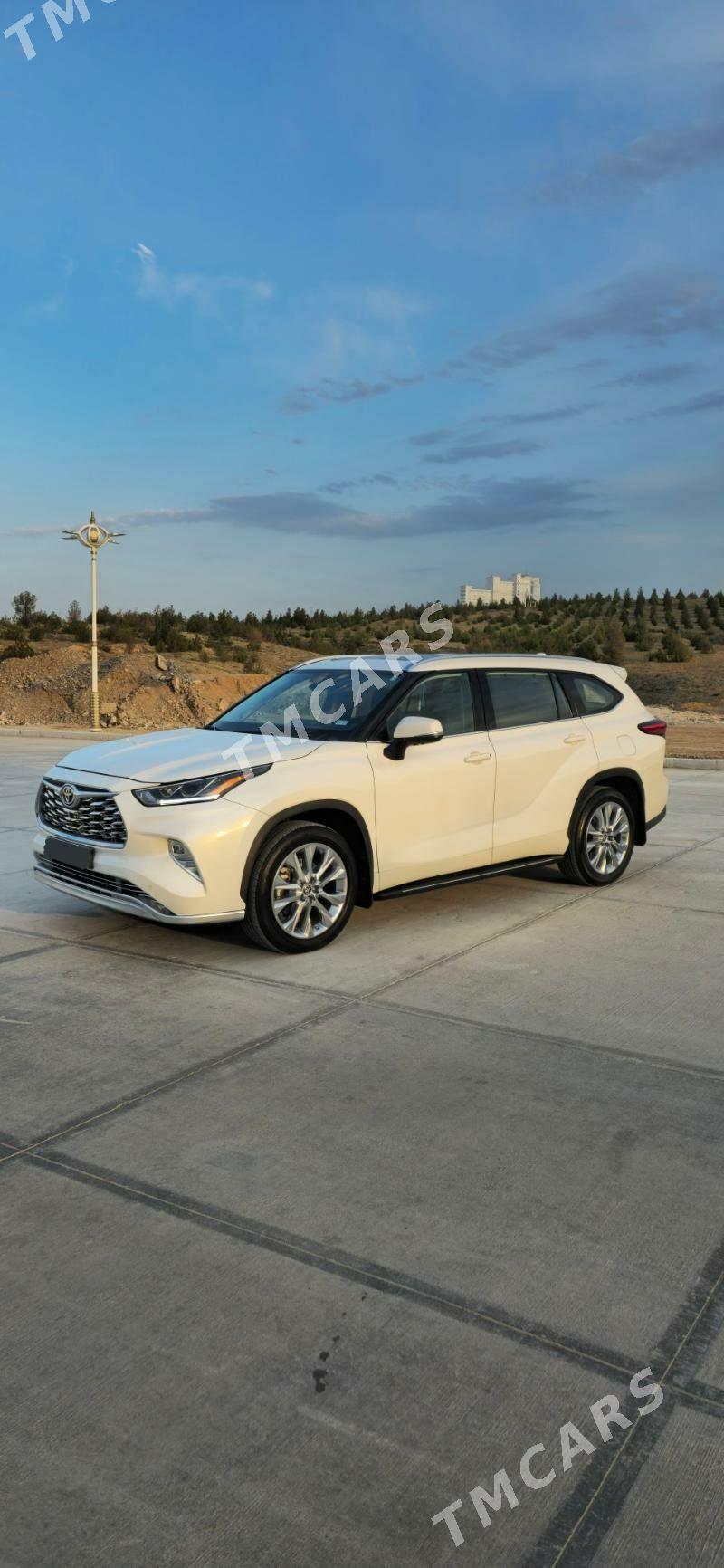 Toyota Highlander 2021 - 695 000 TMT - Ашхабад - img 2