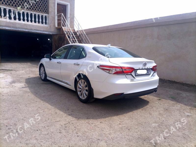 Toyota Camry 2019 - 315 000 TMT - Köneürgenç - img 9