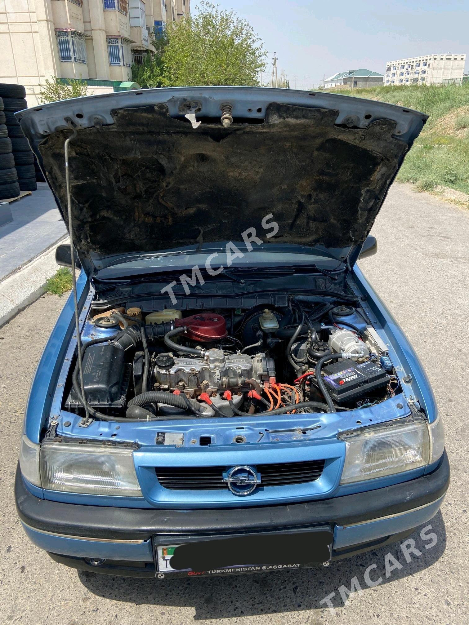 Opel Vectra 1991 - 60 000 TMT - Çärjew - img 6