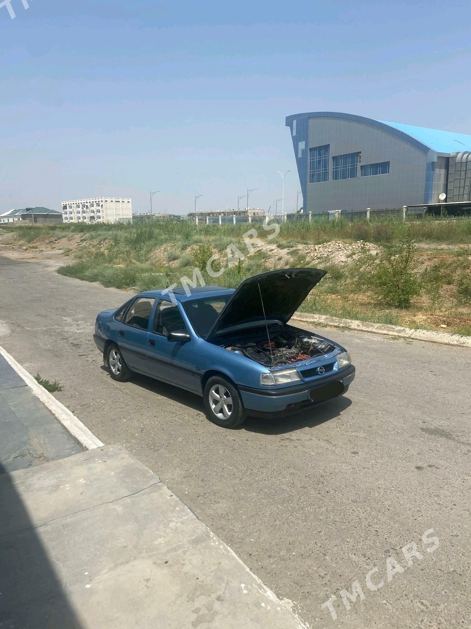 Opel Vectra 1991 - 60 000 TMT - Çärjew - img 4