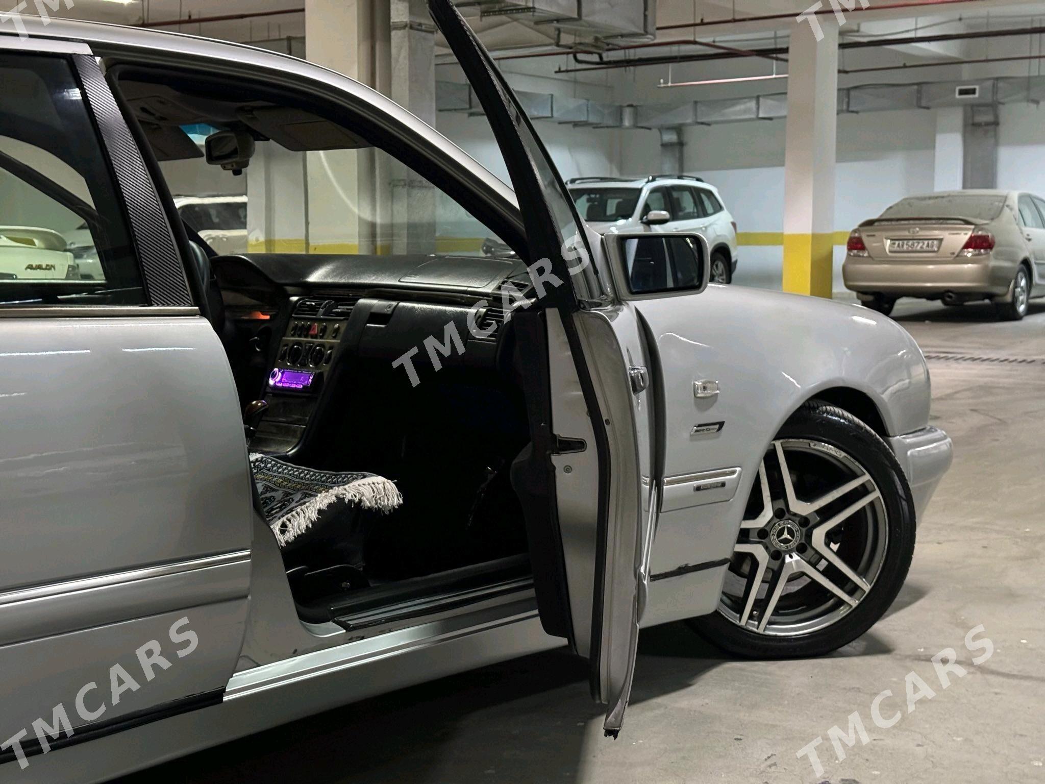Mercedes-Benz E320 1996 - 75 000 TMT - Aşgabat - img 8