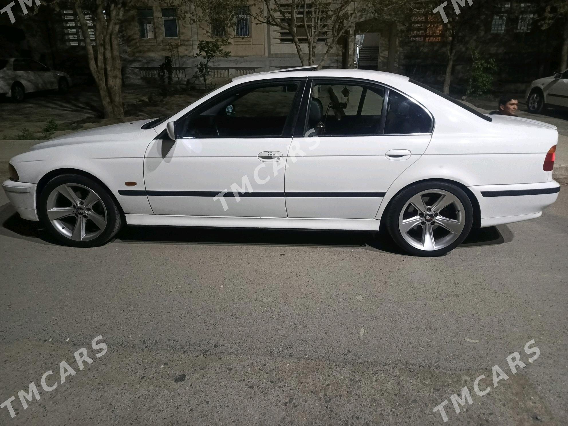 BMW E39 1998 - 90 000 TMT - Çoganly - img 2