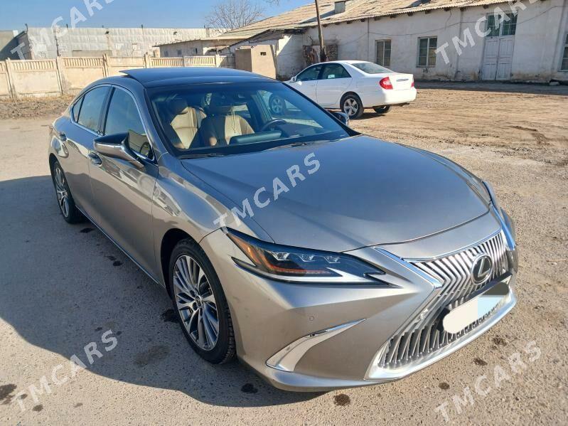 Lexus ES 350 2019 - 570 000 TMT - Мары - img 2