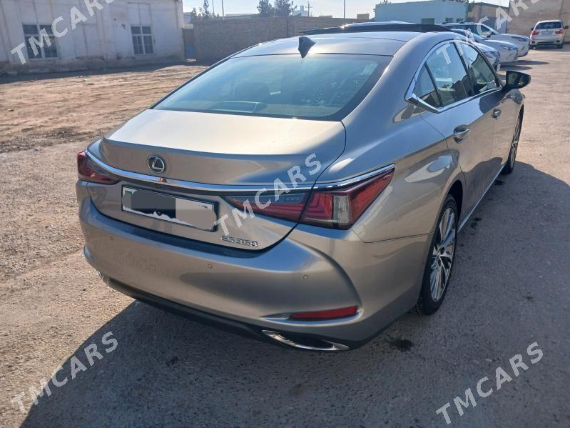 Lexus ES 350 2019 - 570 000 TMT - Мары - img 5